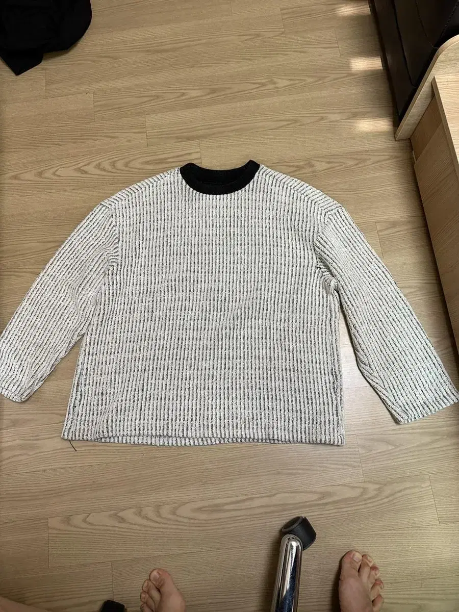 메종미네드 CABLE BOUCLE LONG SLEEVE WHITE